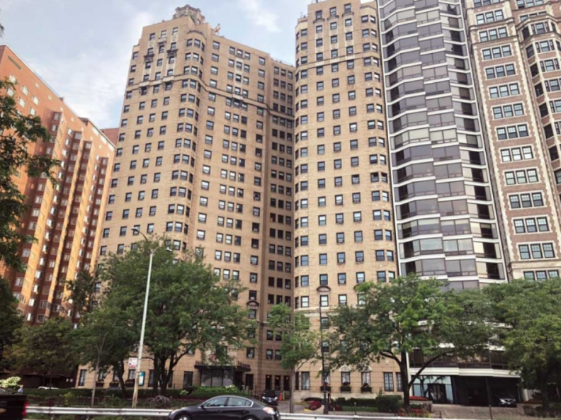 Big Gold Coast condos-to-apartments deal closes—finally
